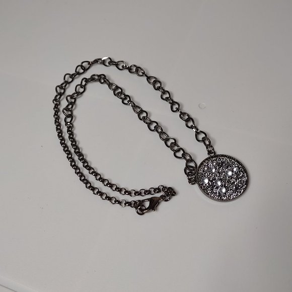 Round Black Pendant Necklace 20.5 Inches Long - Picture 3 of 8